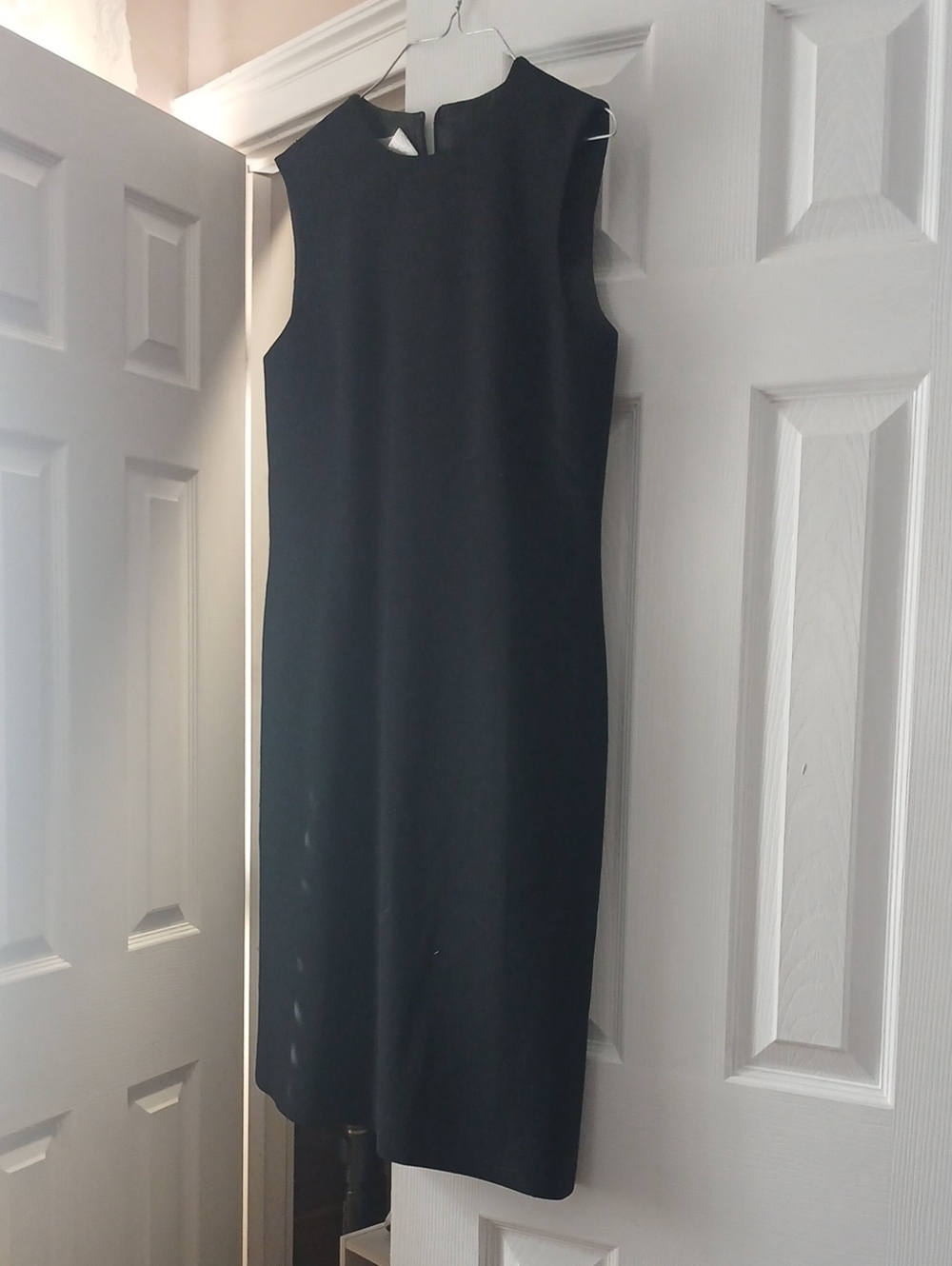 Mondi Classic Black Sleeveless Dress